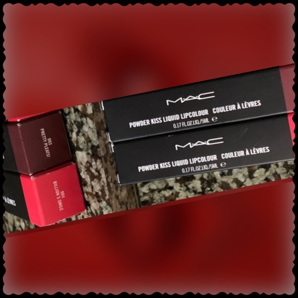 MAC COSMETICS 
Powder Kiss Liquid Lipstick Set NIB - Picture 2 of 2